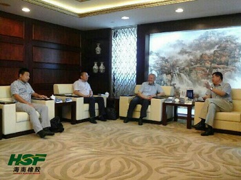 海胶集团总裁刘大卫一行到上海考察
